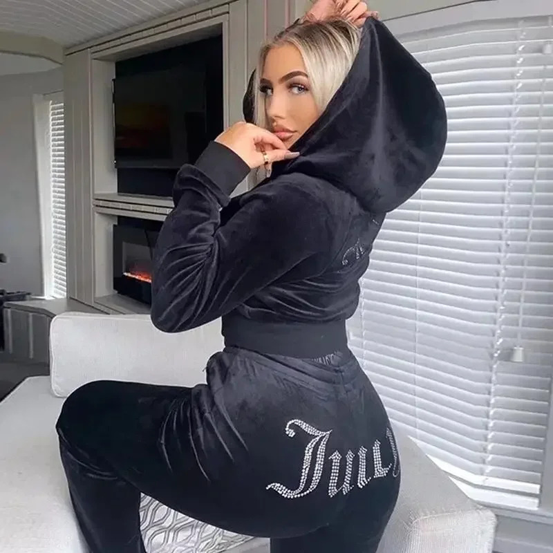 Winter Clothing Trends 2025 - Pakaian Olahraga Coutoure Berair Musim Dingin